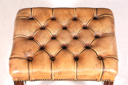 Original Chesterfield Hocker echt Leder Englischer Fusshocker UK Englisch Fussablage