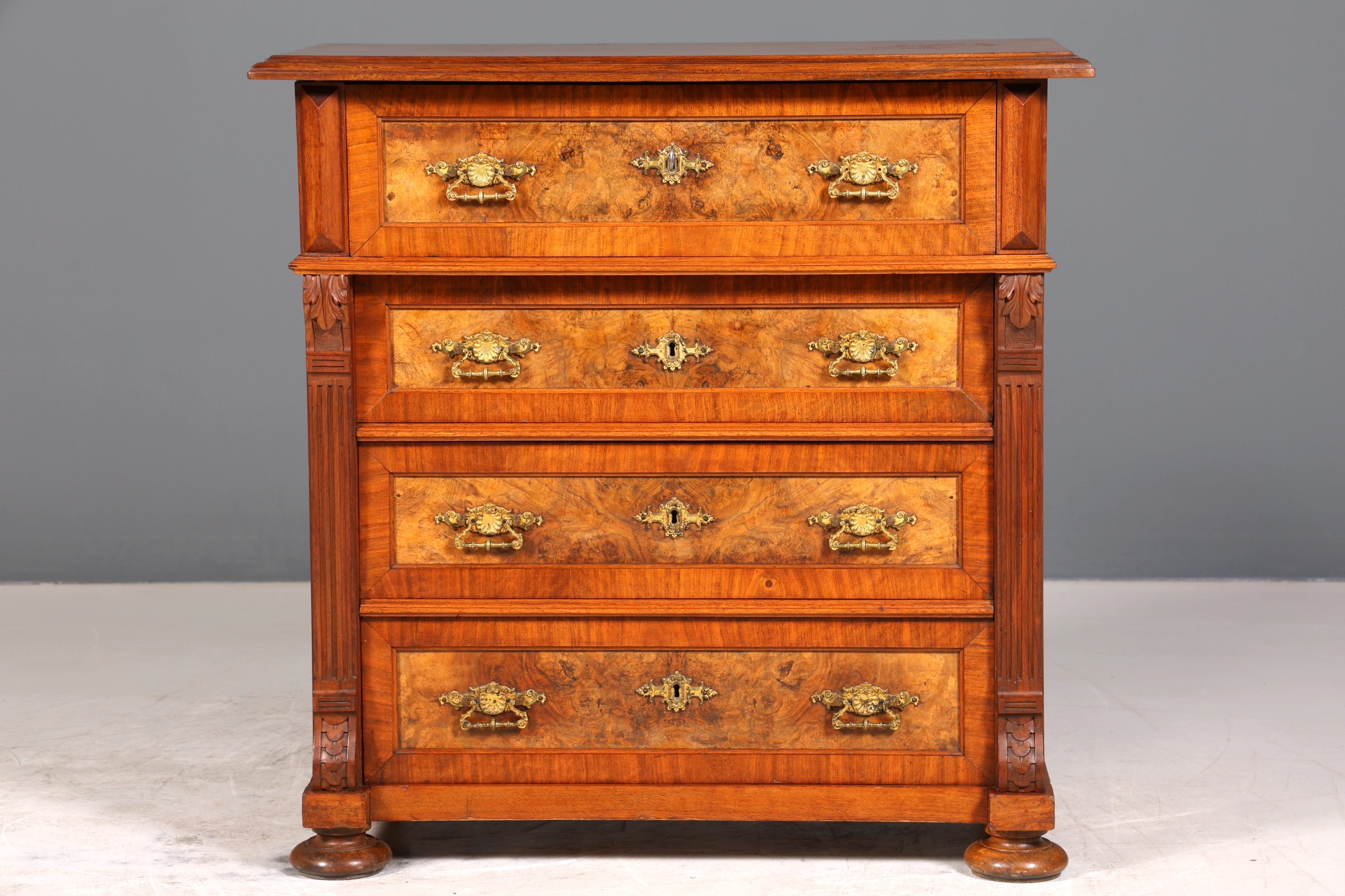 E908 Finish cm, Wunderschöne Gründerzeit Kommode Louis Philippe Nussbaum Schubladen Kommode Sideboard um 1880