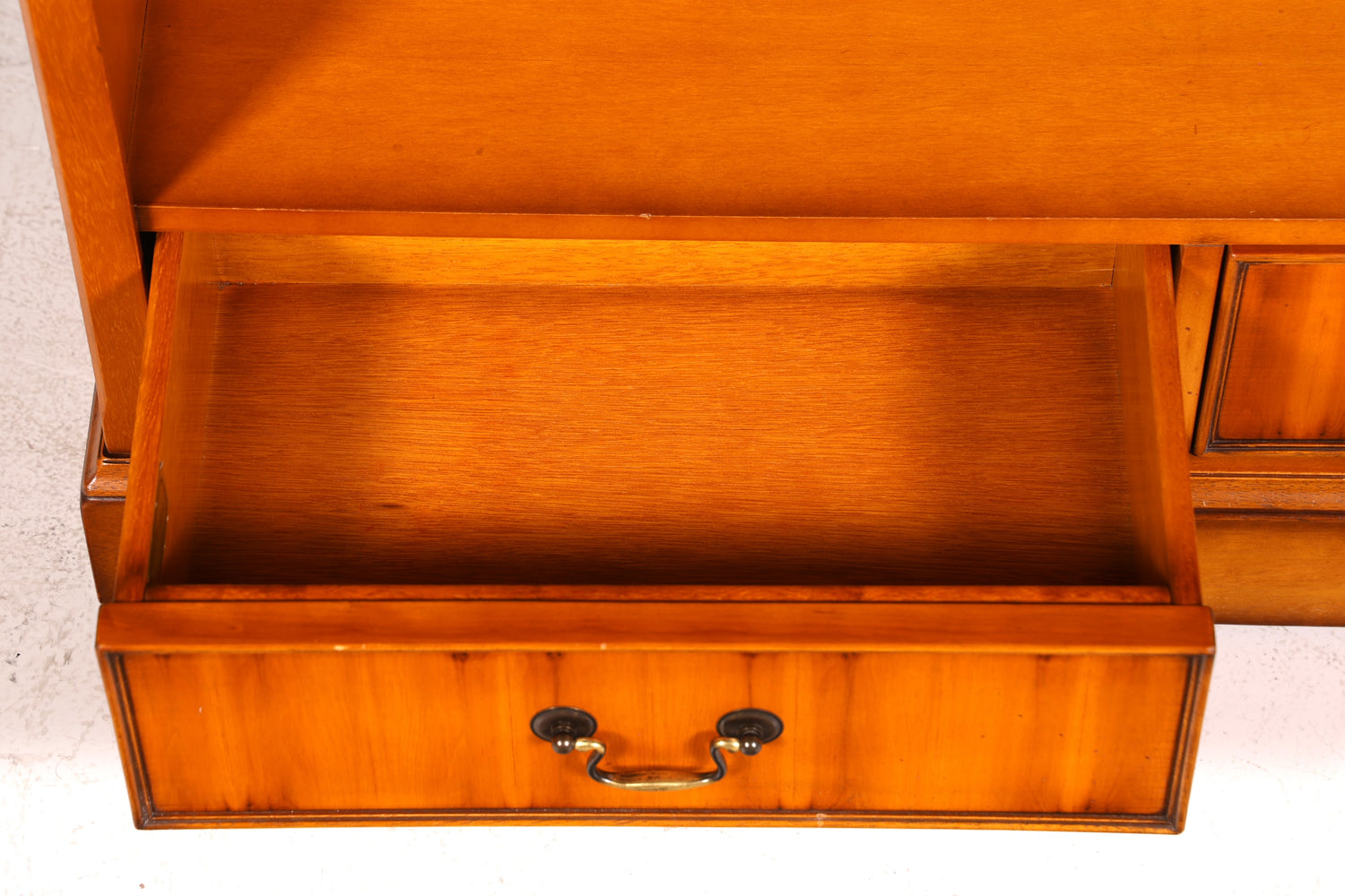 Wunderschönes Original Heldense Bücherregal Englisches Holz Bücher Ablage Leseregal