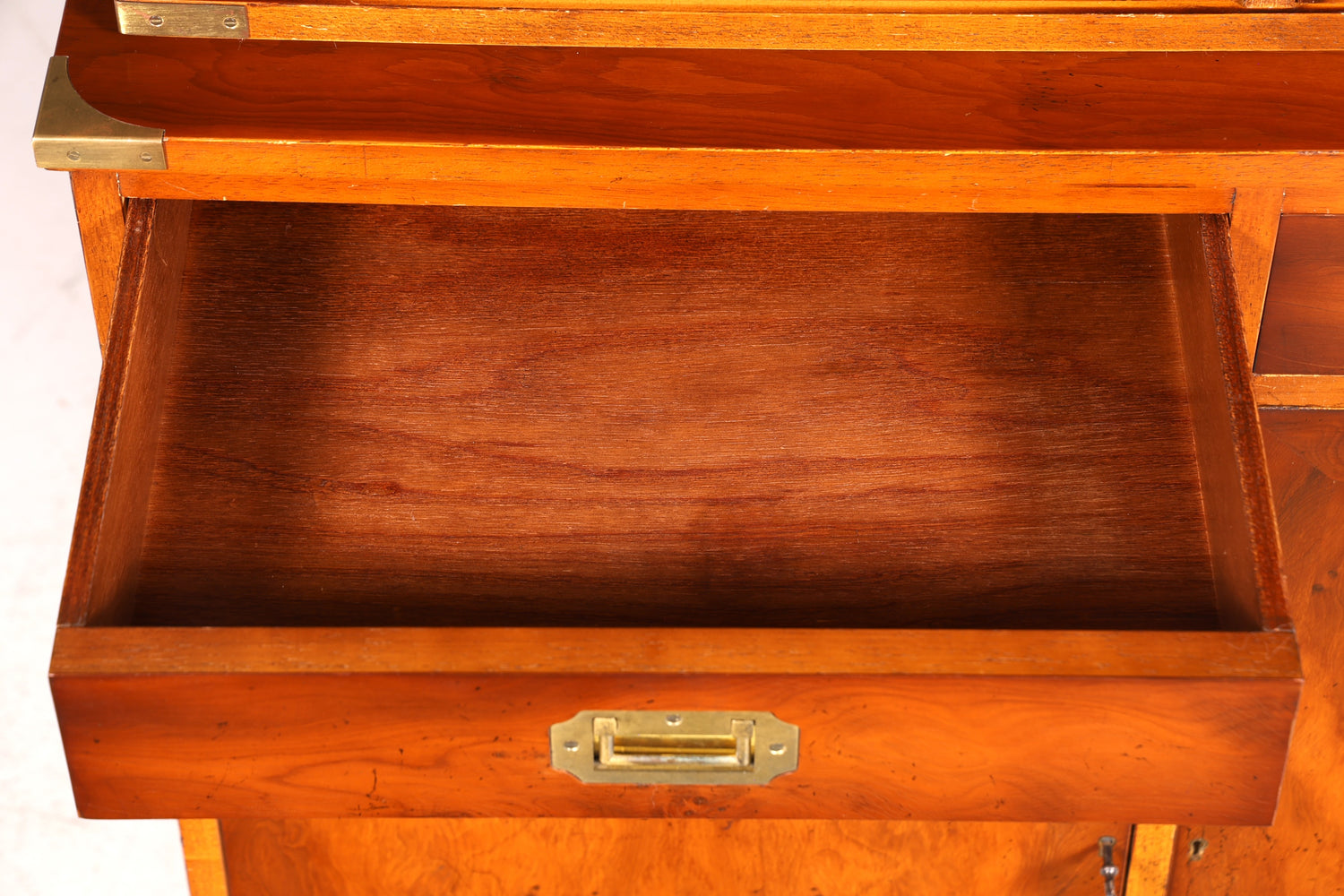 Wunderschöner Maritimer Vitrinenschrank Englischer Schrank echt Holz Bibliothek Englische Anrichte