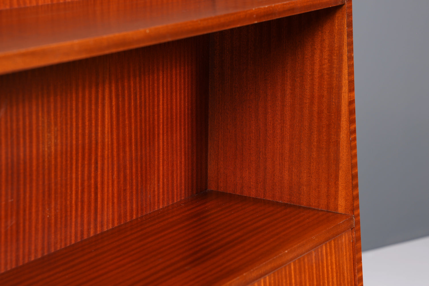 Schlichter Mid Century Schrank Sekretär Bücherregal Retro Highboard Vintage Regal 60s