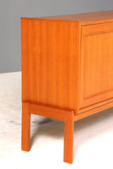 Schlichtes Mid Century Sideboard Vintage TV Kommode 60s Schrank Retro Teak Holz Longboard