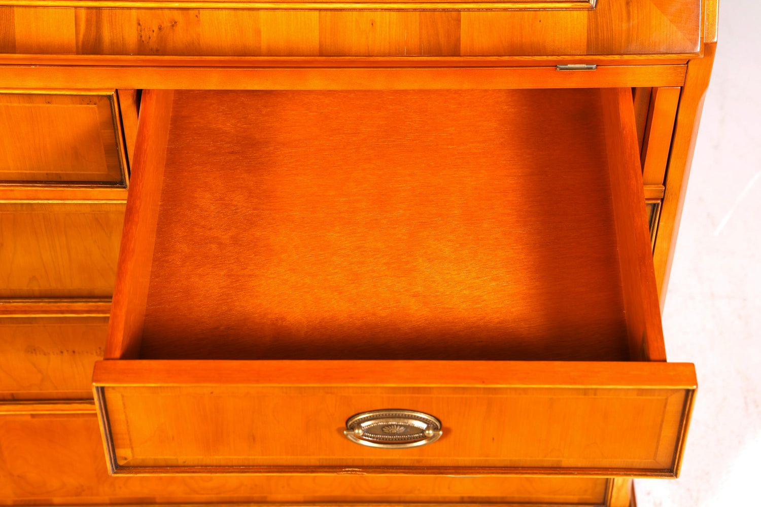 Stilvoller Englischer Sekretär Original Heldense Büro Aufsatzsekretär Eibe Antik 60S Vitrinen Schrank UK