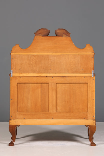 Traumhafte geschwungene Barock Kommode Englisch Sideboard Chippendale Schubladenkommode