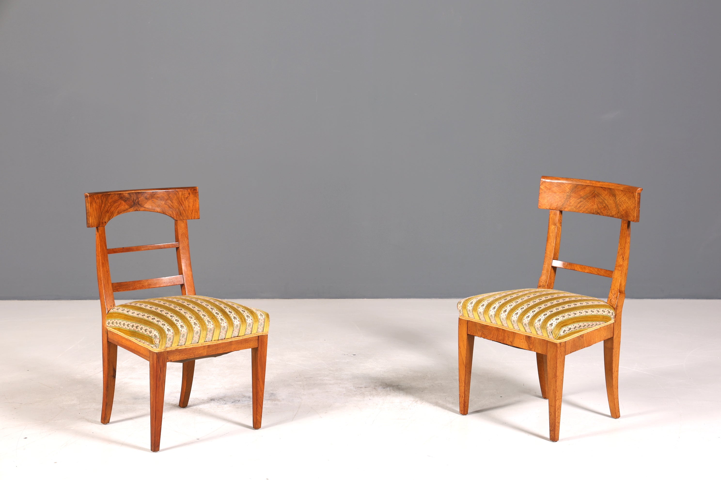 Traumhafter Biedermeier Stuhl Antik Küchenstuhl echt Holz Sekretär Stuhl Esszimmer Stuhl 2 von 2