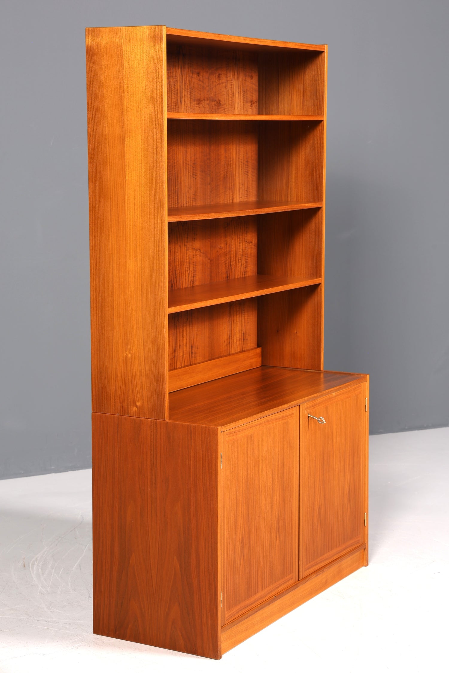 Wunderschöner Mid Century Regal Schrank Vintage Highboard Bücherregal Holz Kommode