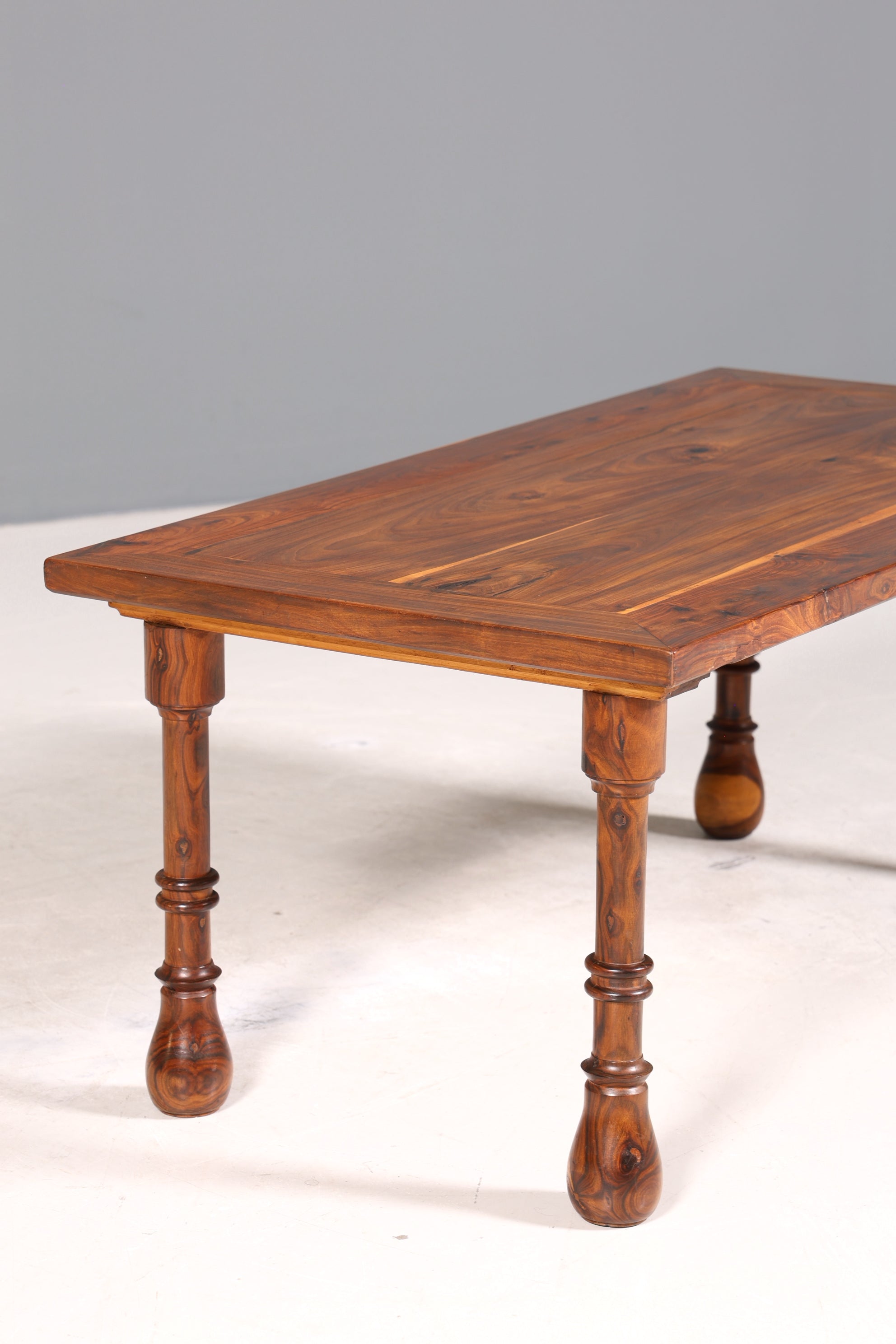 Wunderschöner Sheesham Couchtisch Kolonial Stil Holz Tisch Ablagetisch