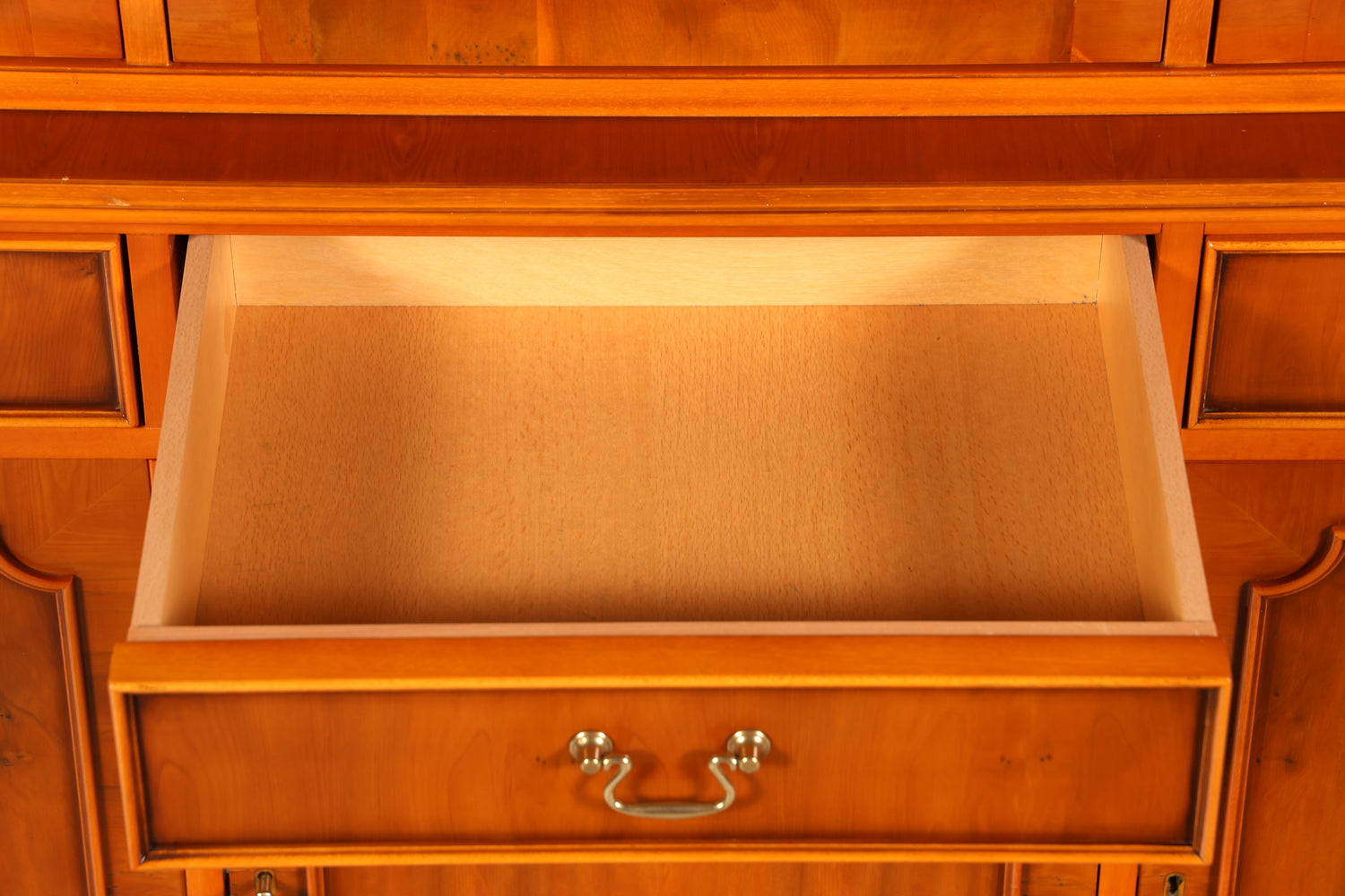 Wunderschöne Englische Vitrine Bücherschrank Buffet Antik Stil Englisch Eibe Glasvitrine Bibliothek