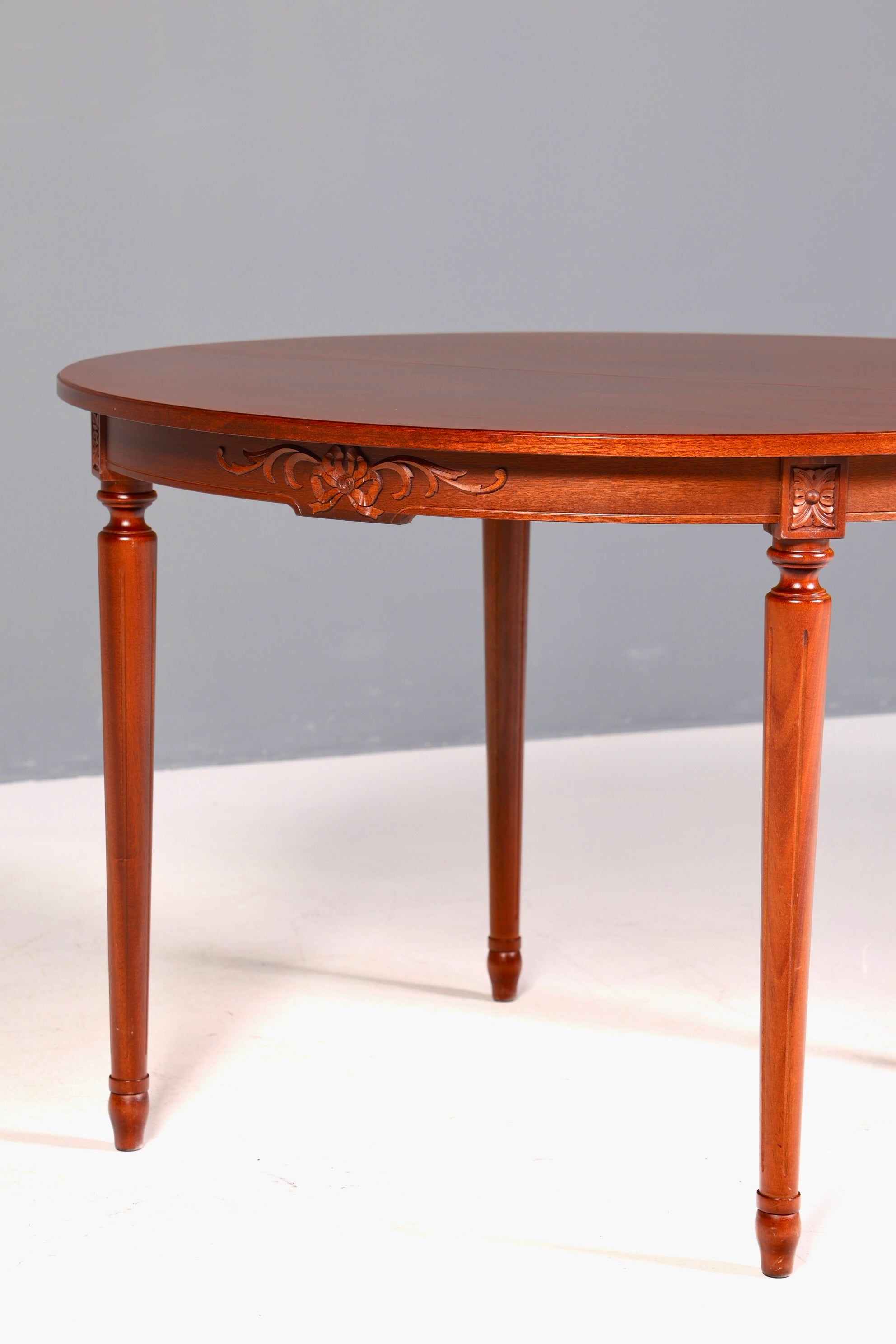 Stilvoller Tisch im Gustavianischer Stil Küchentisch ausziehbar Antik Stil Esszimmer Tisch