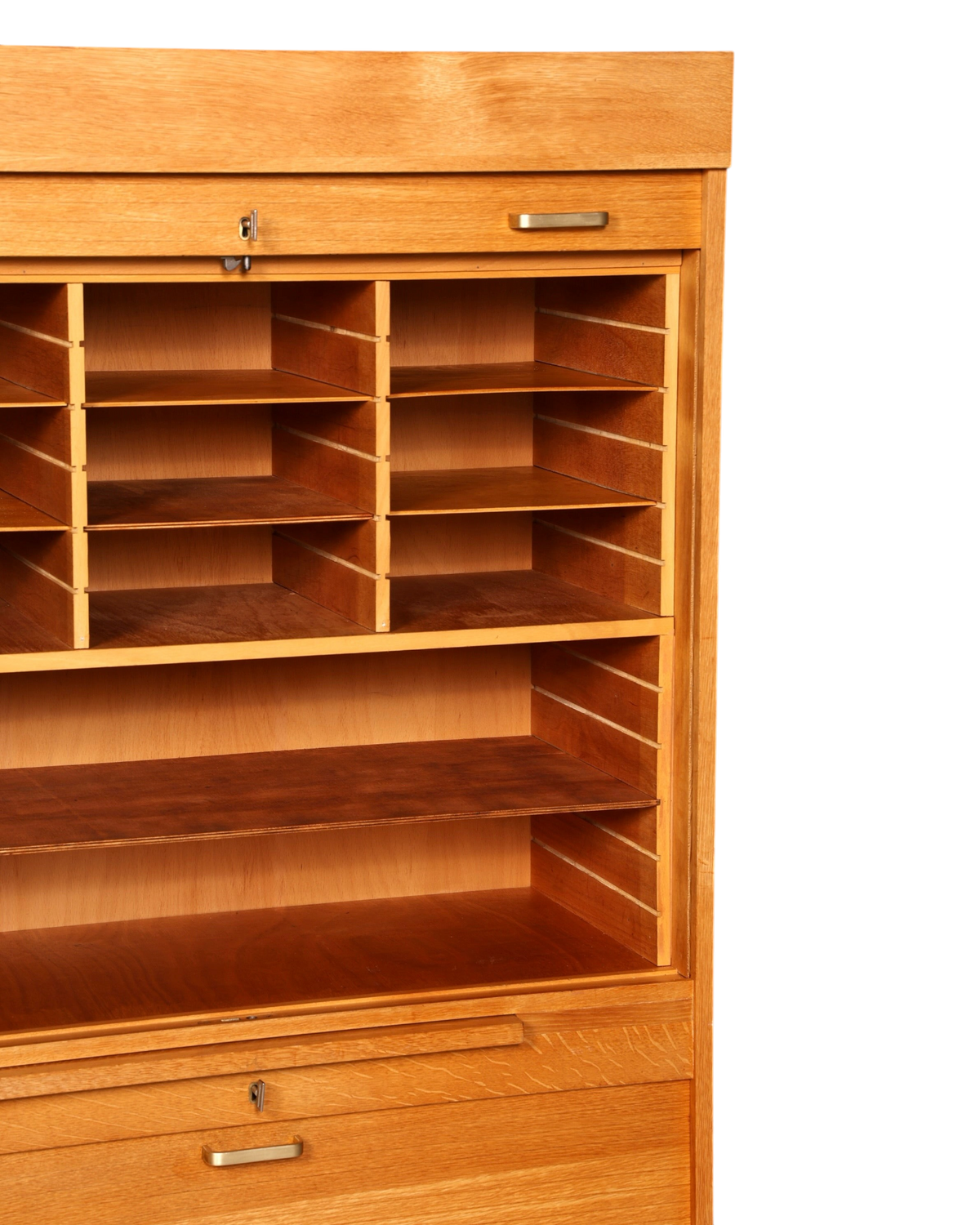 Hauptstadt Möblerei Mid Century Rollladenschrank aus Holz mit verstellbaren Fächern im Bauhaus Stil