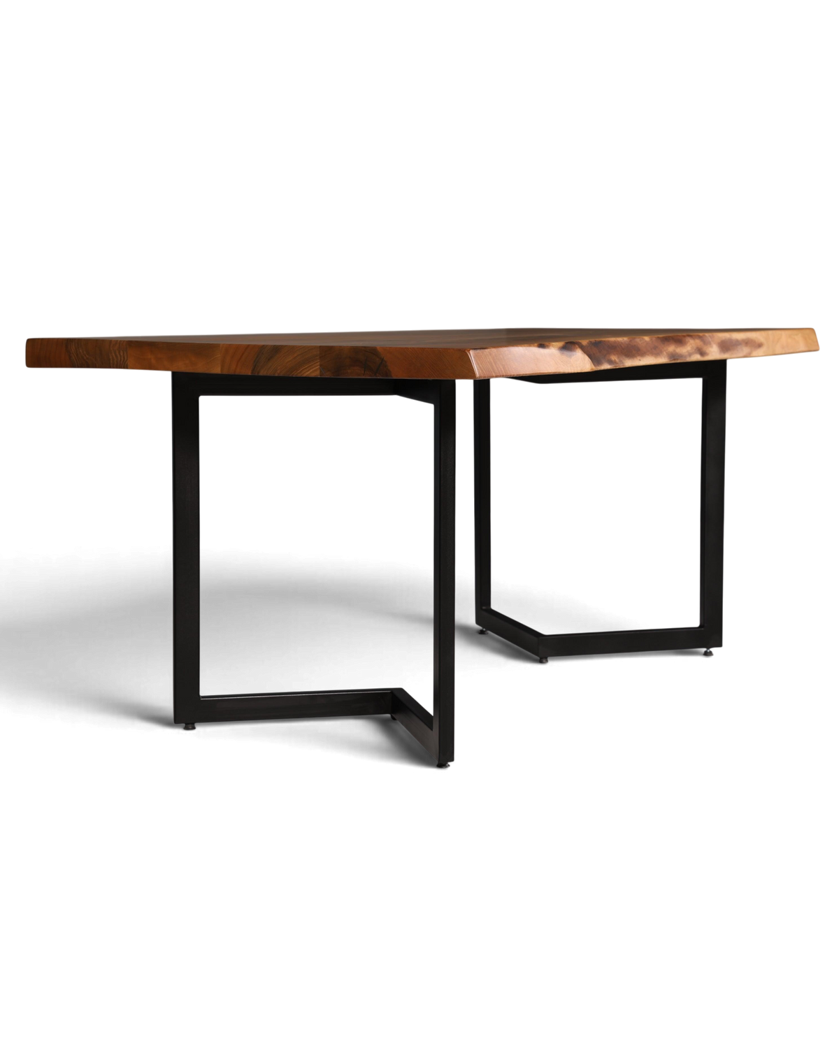 Stilvoller Nussbaum Tisch 180cm-95cm Esszimmer Tisch Baumkanten Platte massiv Holz Küchentisch