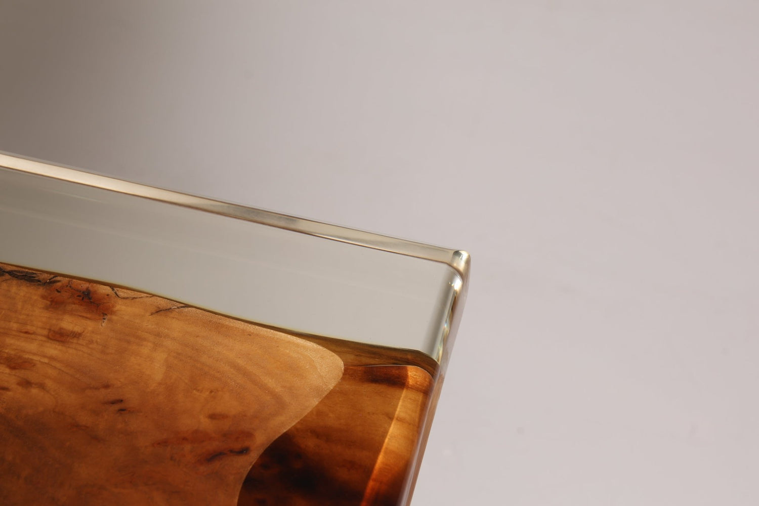 Beeindruckender Epoxidharz Tisch 180-90cm Nussbaum Esszimmer Tisch River Table Epoxy Küchentisch