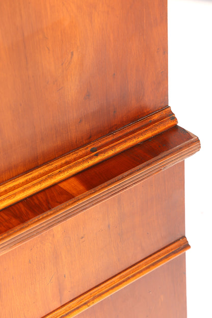 Wunderschöne Englische Vitrine Bibliothek Eibe Bücherschrank UK Buffet Schrank 60s Jahre