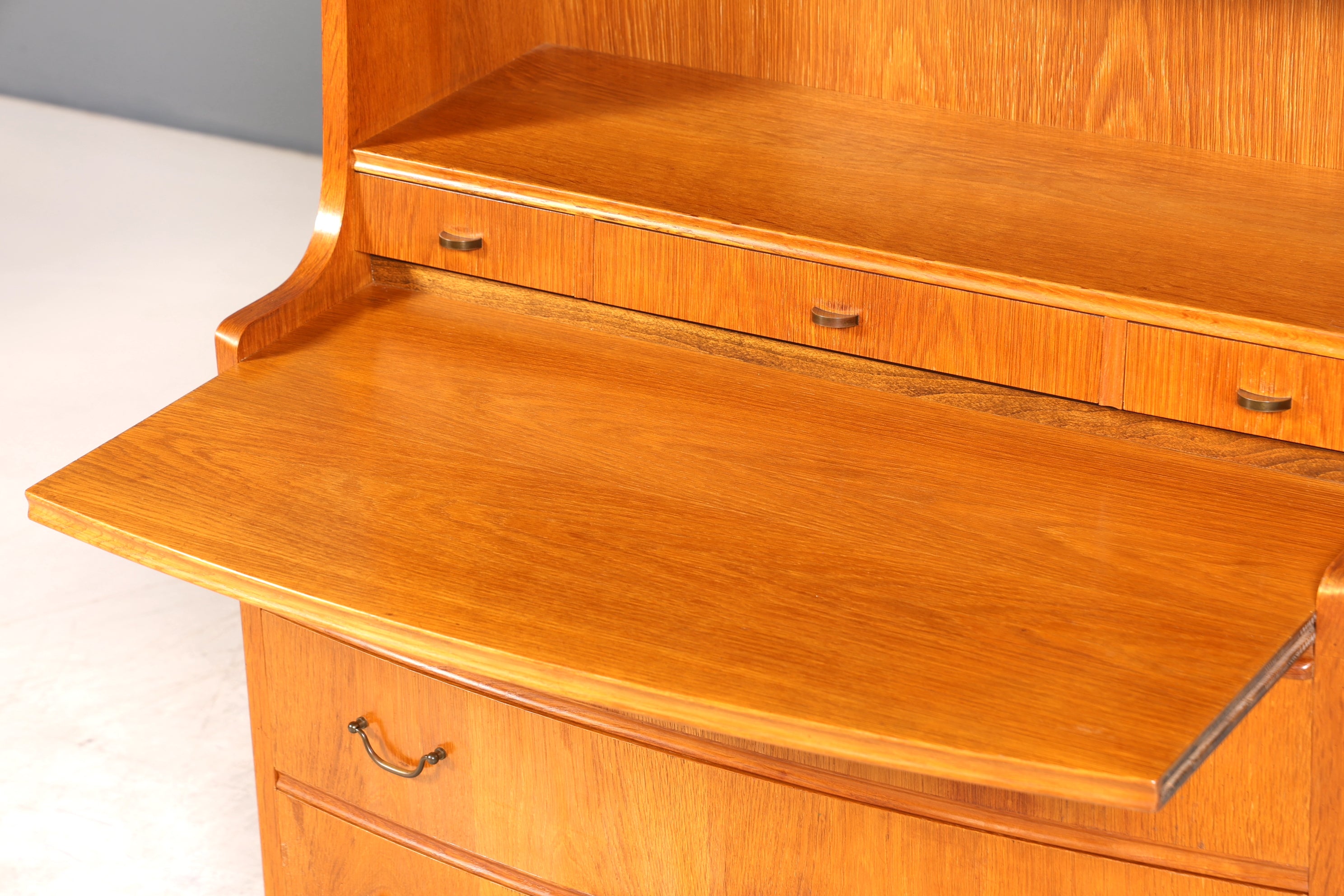 Traumhafter Mid Century Sekretär Büro Kommode echt Holz Schreibkommode Schrank