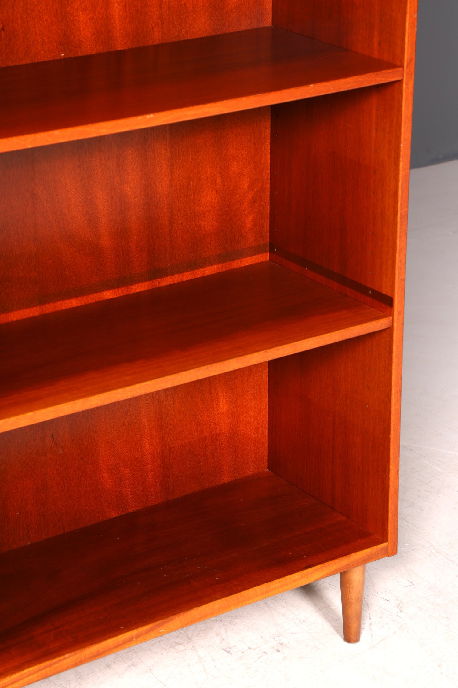 G428 Finish Schlichtes Mid Century Regal Vintage Bücherregal Schrank Buchablage 60s Bookshelf (Kopie 3)