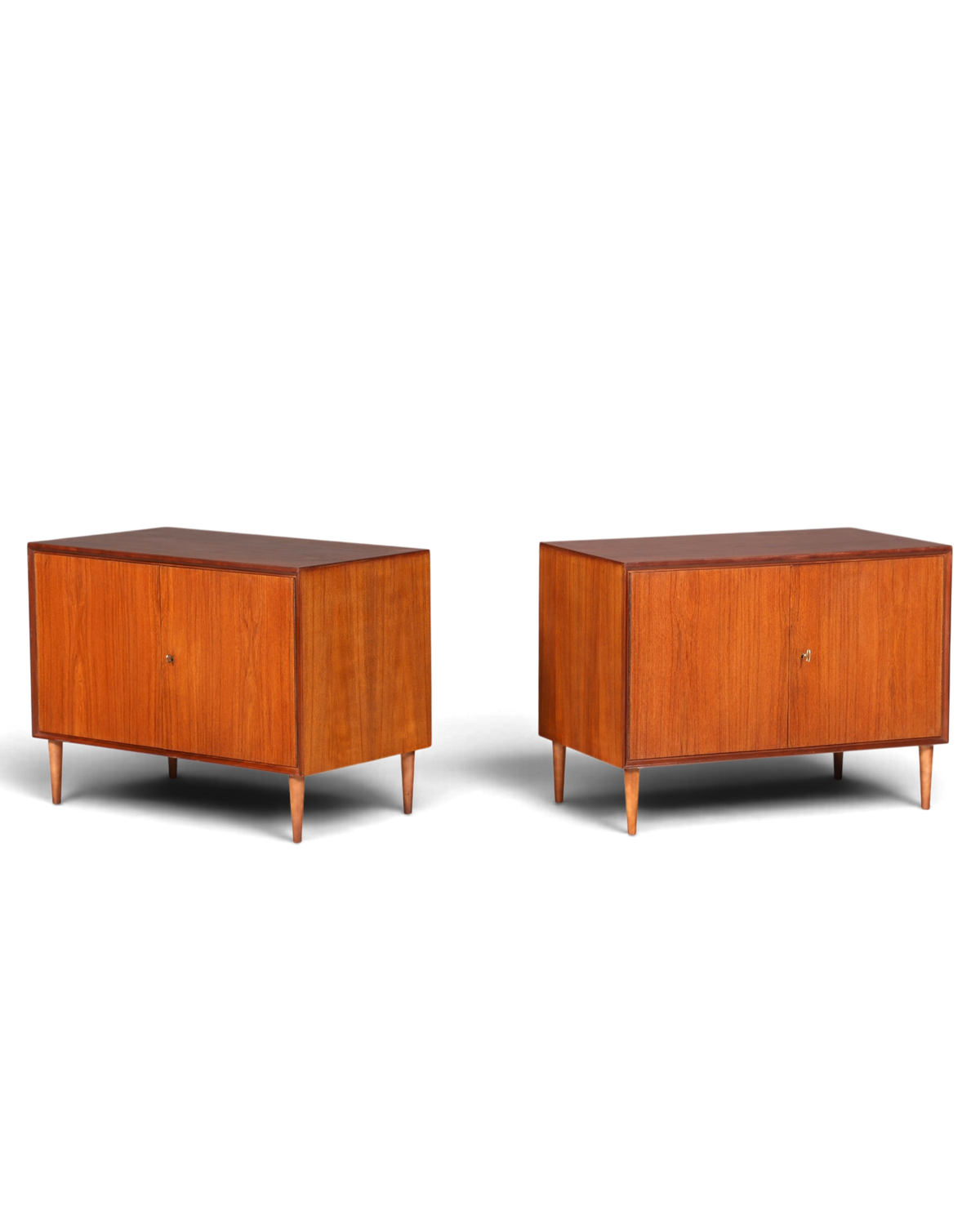 Wunderschöne Mid Century Kommode Vintage Schrank Retro Flur Kommode 60s Sideboard 1 von 2