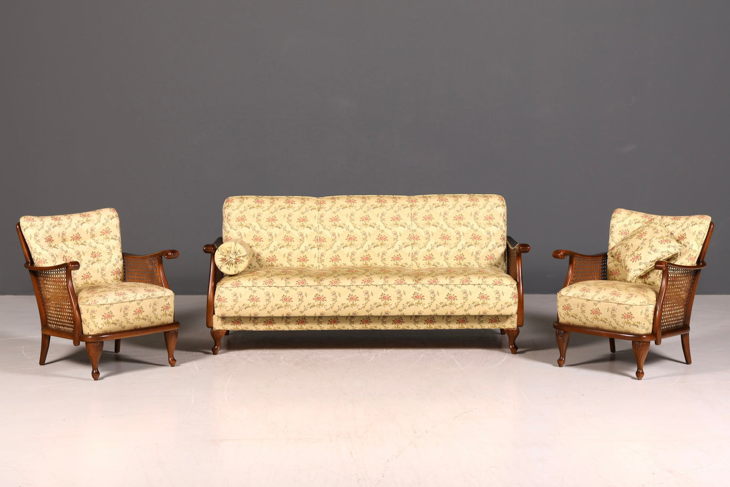 Traumhafter Chippendale Sessel Antik 60s Korbgeflecht Relax Sessel Vintage Samt Stoff 1 von 2