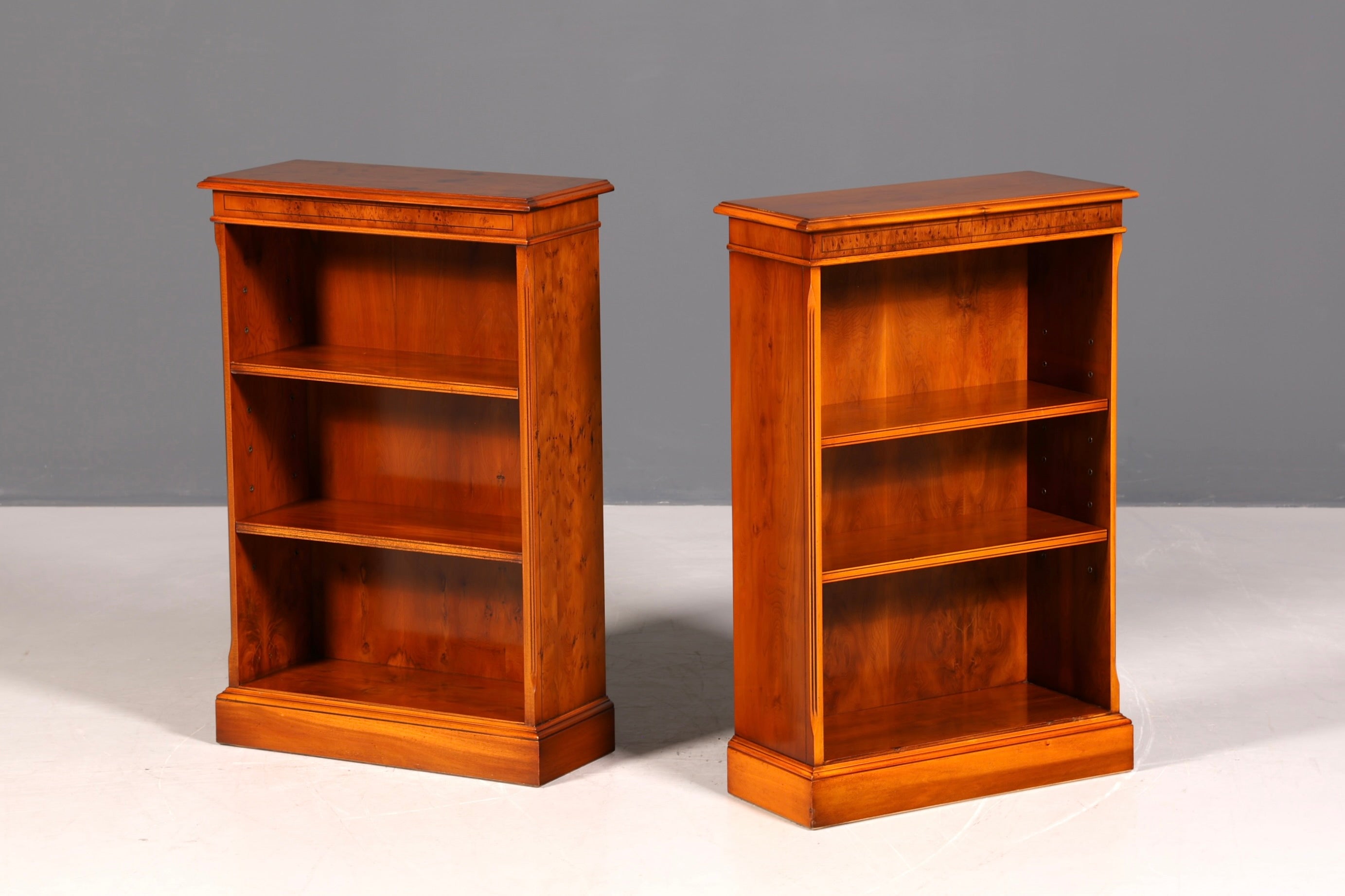 G369 Finish Wunderschönes Englisches Bücherregal Antik Regal Bookshelf Buchablage 60s (Kopie 2)