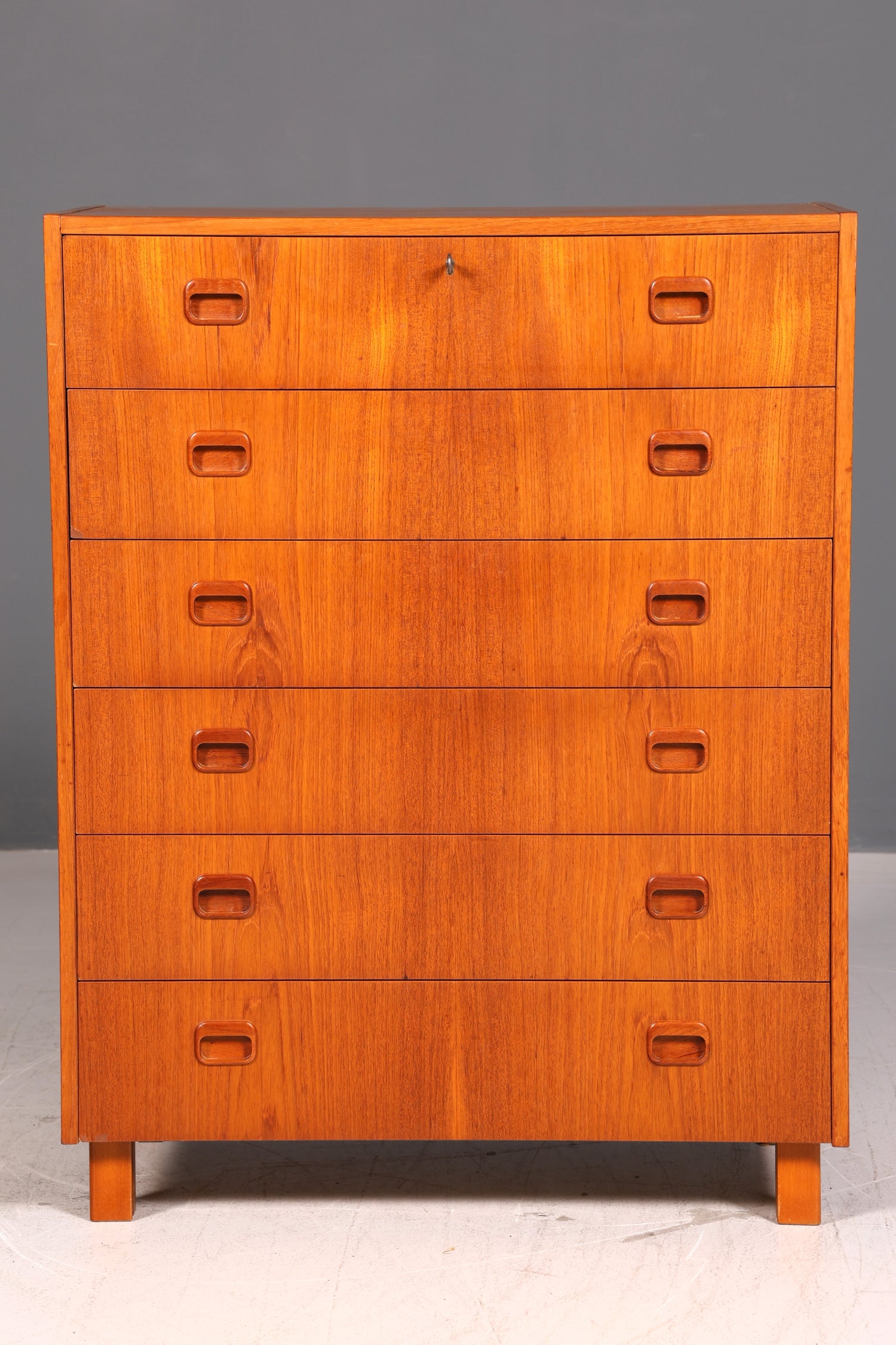 Wunderschöne Mid Century Kommode Teak Danish Design Vintage Vertiko 60s 70s Schrank Schubladenkommode Holz Retro
