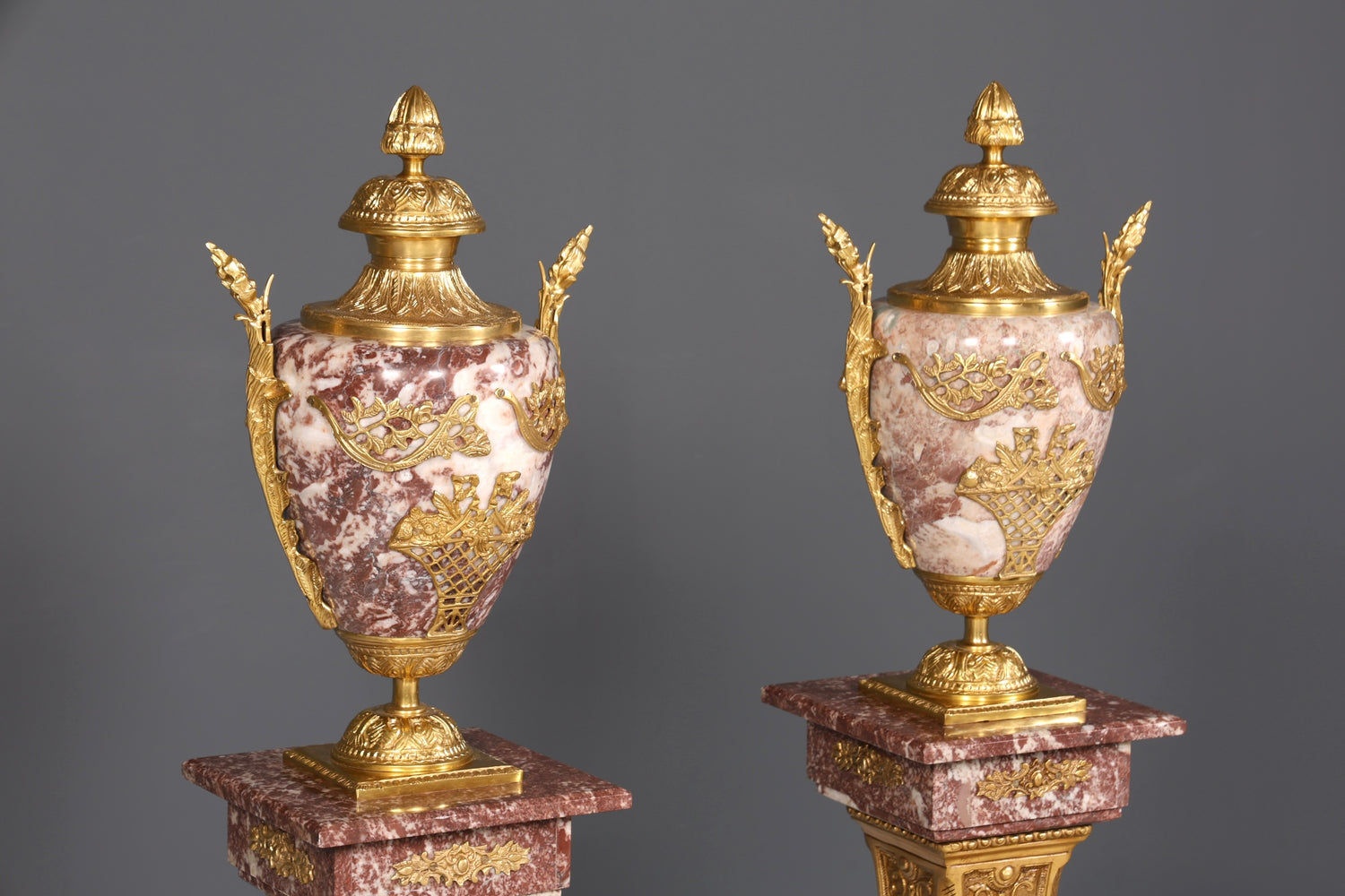 Beautiful Baroque style column with vase, Louis XV marble natural stone flower column, pedestal, shelf