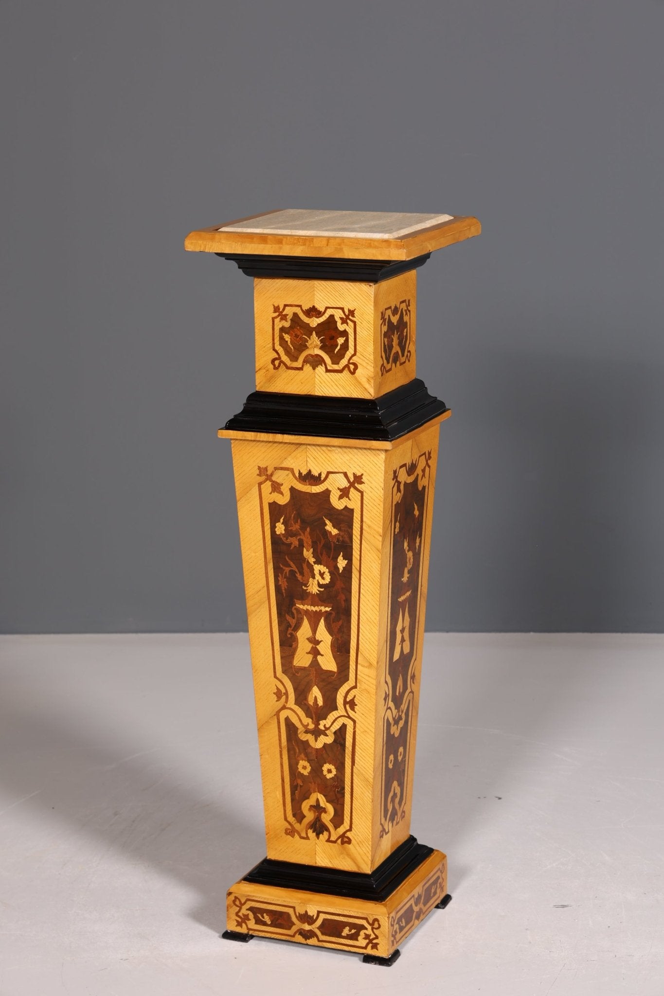 Traumhafte Barock Stil Säule Louis XV Blumensäule Naturstein Marmor Ablage Tisch 1 von 2