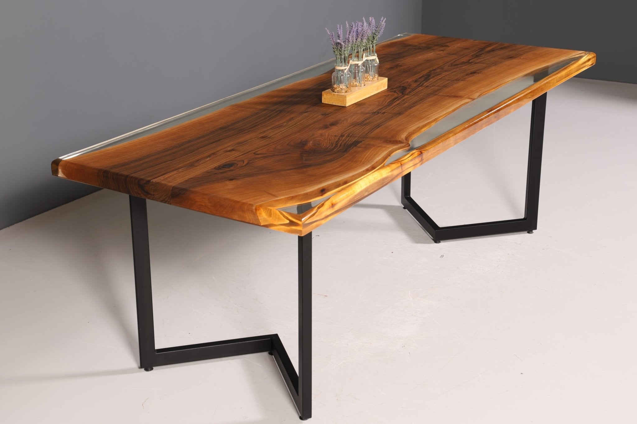 Wunderschöner Epoxidharz Tisch 220-90 cm Epoxy Nussbaum massiv Holz Esszimmer Tisch